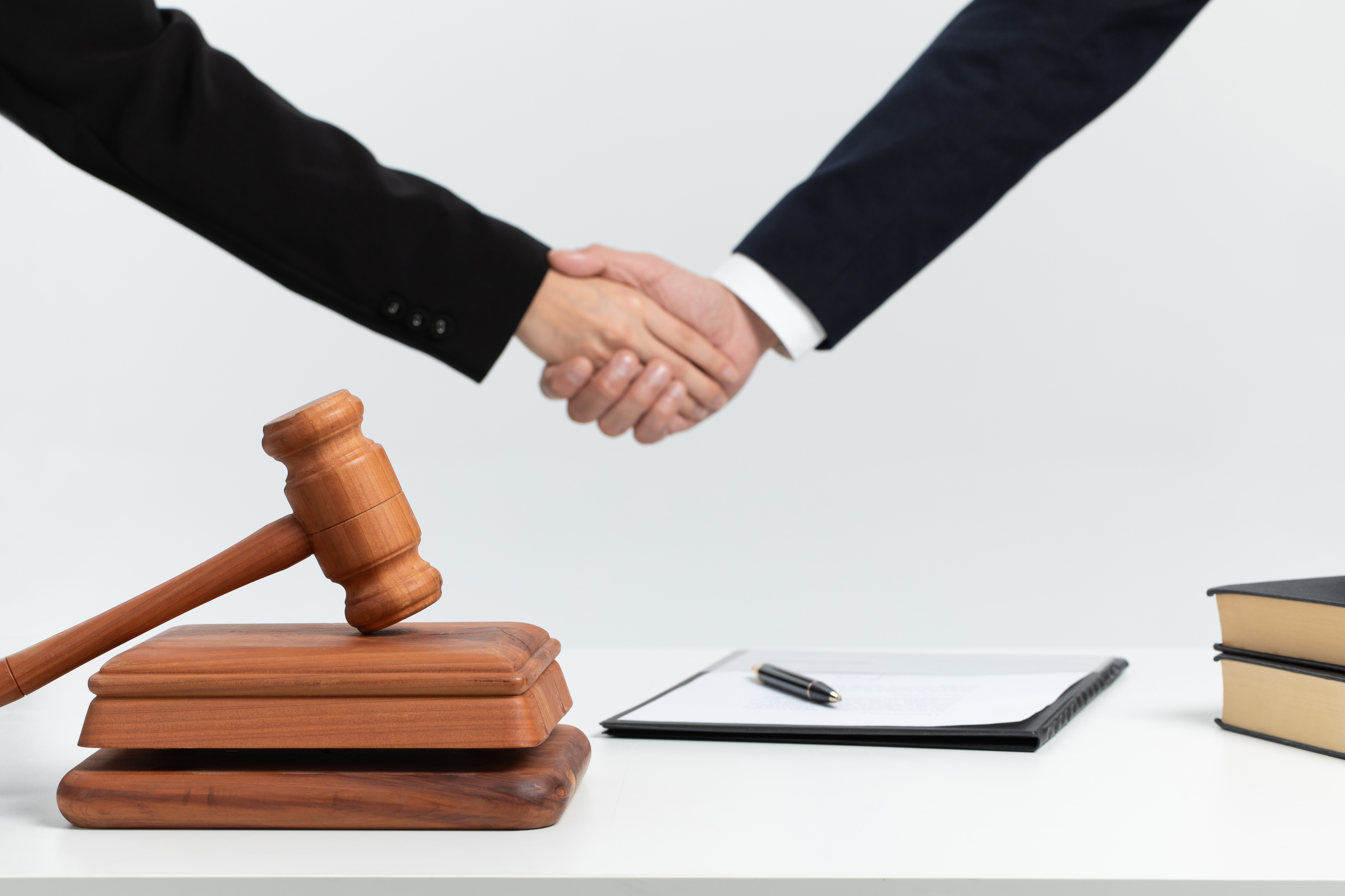 Fraud Victim Attorney NYC – Litigation Strategy and Support for Prosecution