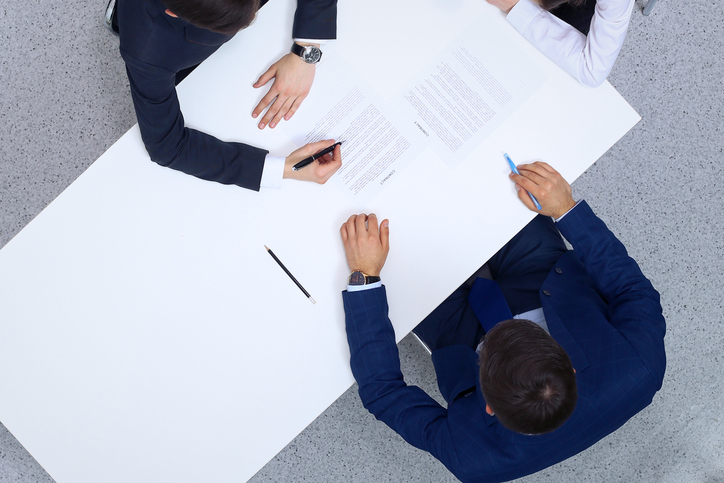 Equipment sale agreement New York — Overview of the Commercial Supply Dispute