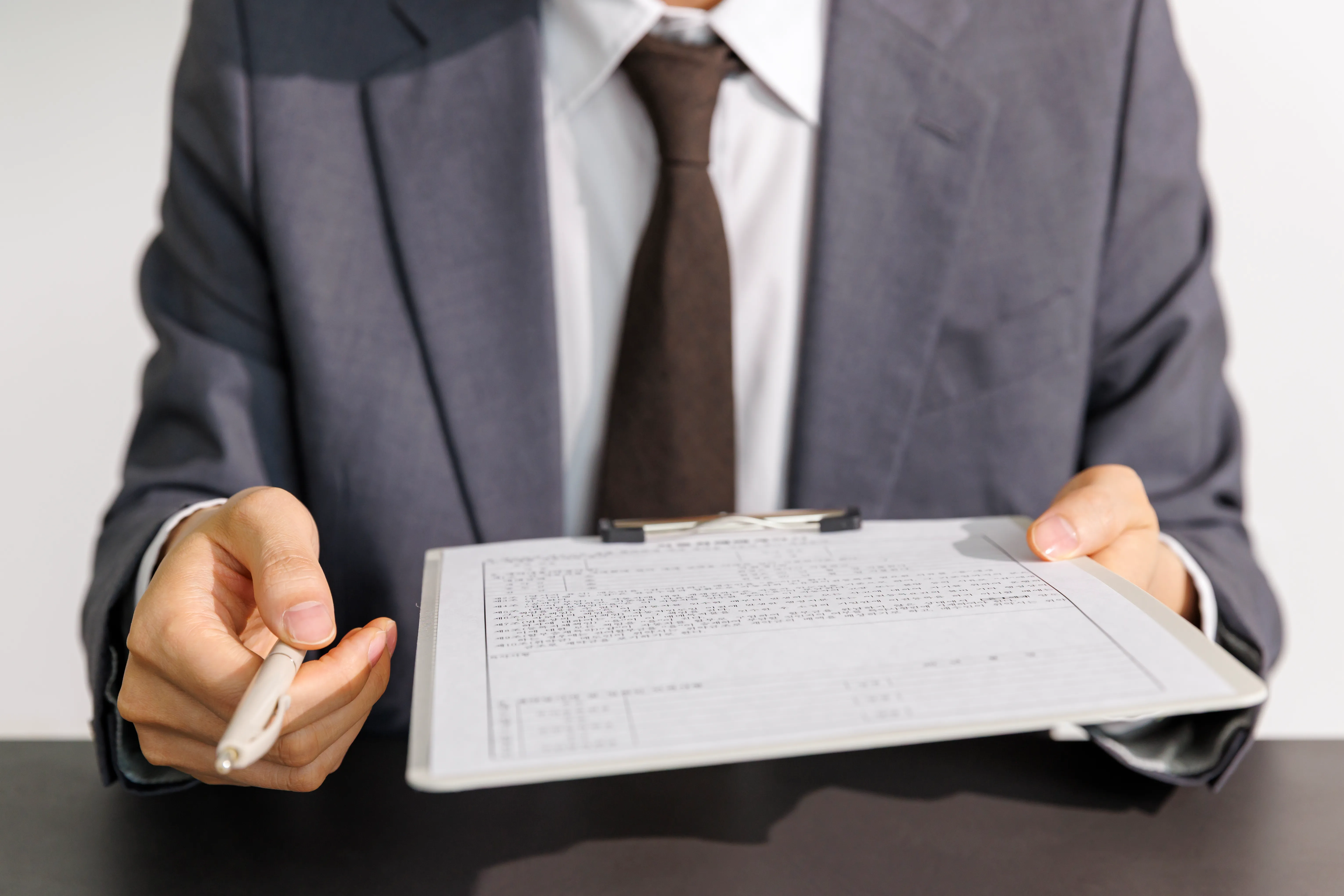 Fraud Defense Attorney Near Me | Initial Client Background and Legal Exposure