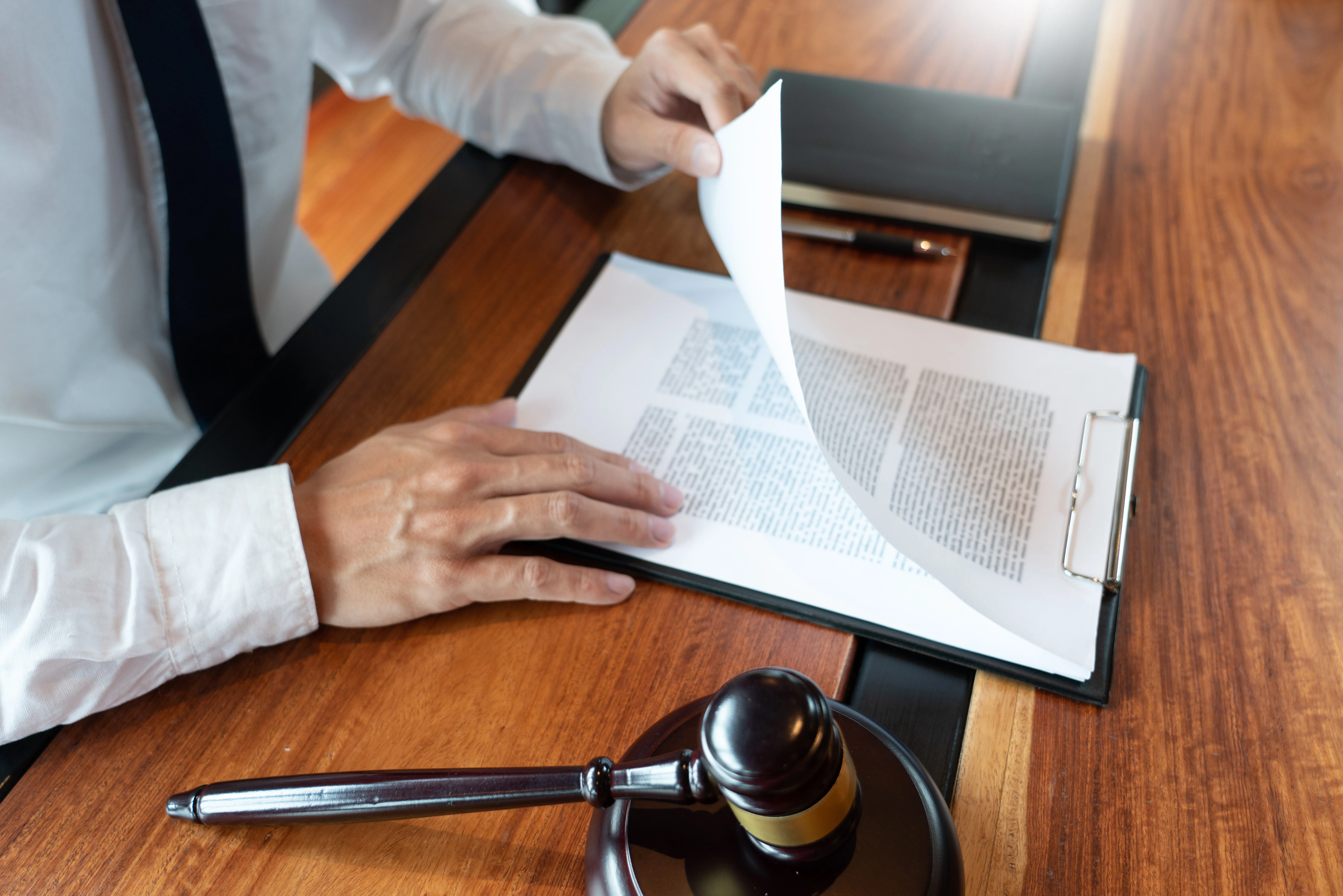 Family lawyer New York City | Background of the Divorce Dispute